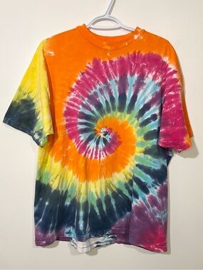Vintage Hanes Beefy-T Tie Dye Spiral Design Rainbow Multicolor Mens Tshirt